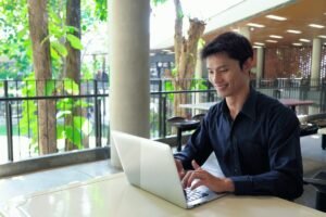 Hybrid work collaboration using Asana platform