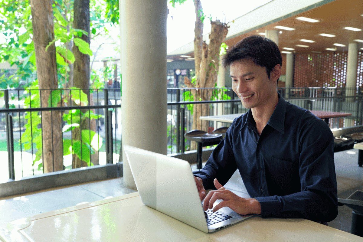 Hybrid work collaboration using Asana platform